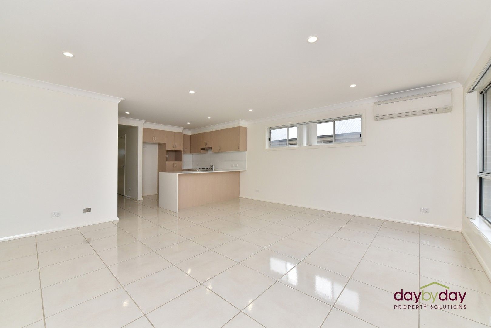 4 bedrooms House in 6A Koba Street FLETCHER NSW, 2287