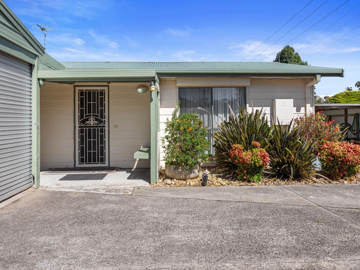 13 Forrest Avenue, Newhaven VIC 3925, Image 2