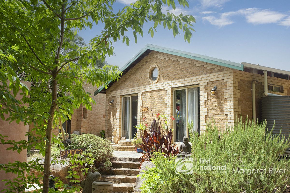 4 bedrooms House in 27 Mann Street MARGARET RIVER WA, 6285