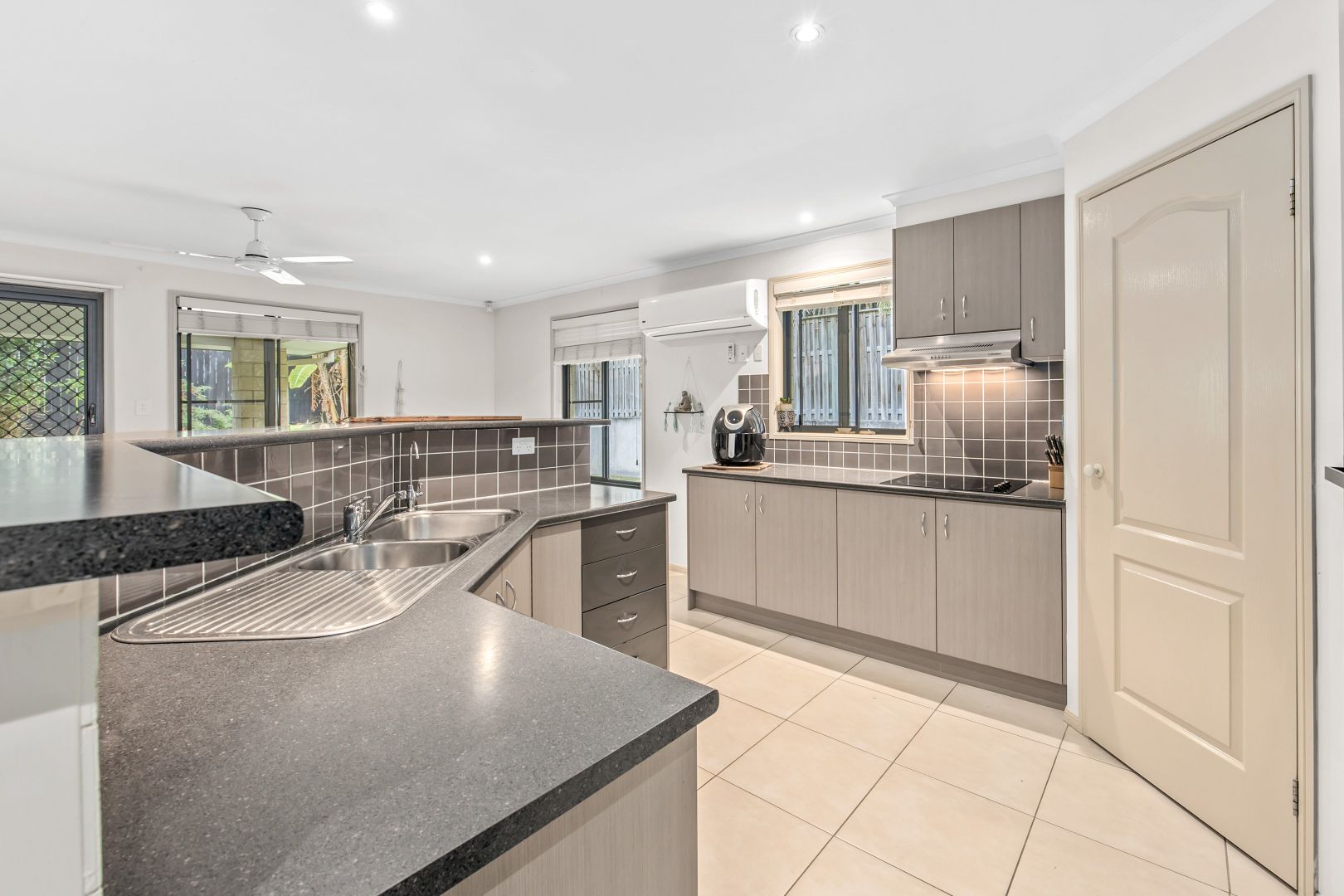 32 Kelsey Circuit, Nerang QLD 4211, Image 1