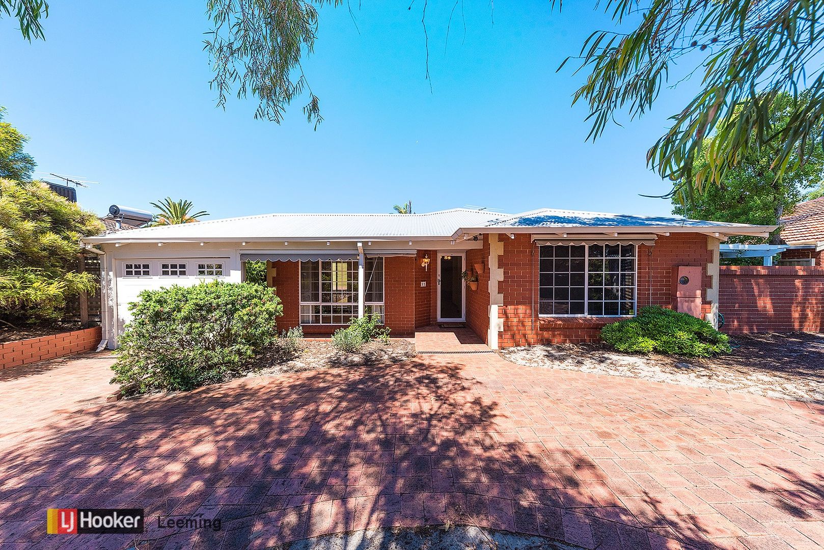 12 Townson Place, Leeming WA 6149