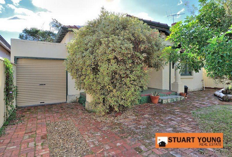 18 Oxford St, Kensington WA 6151, Image 2