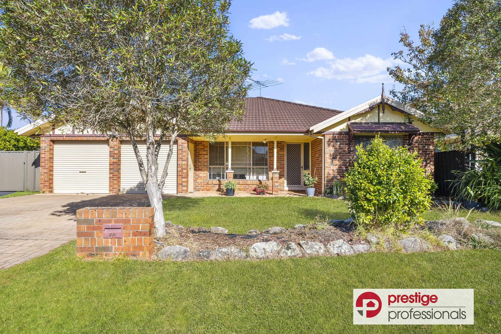 40 Banyule Court, Wattle Grove NSW 2173 House For Rent 800 Domain