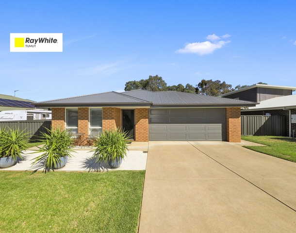 3 Boyd Grove, Tumut NSW 2720