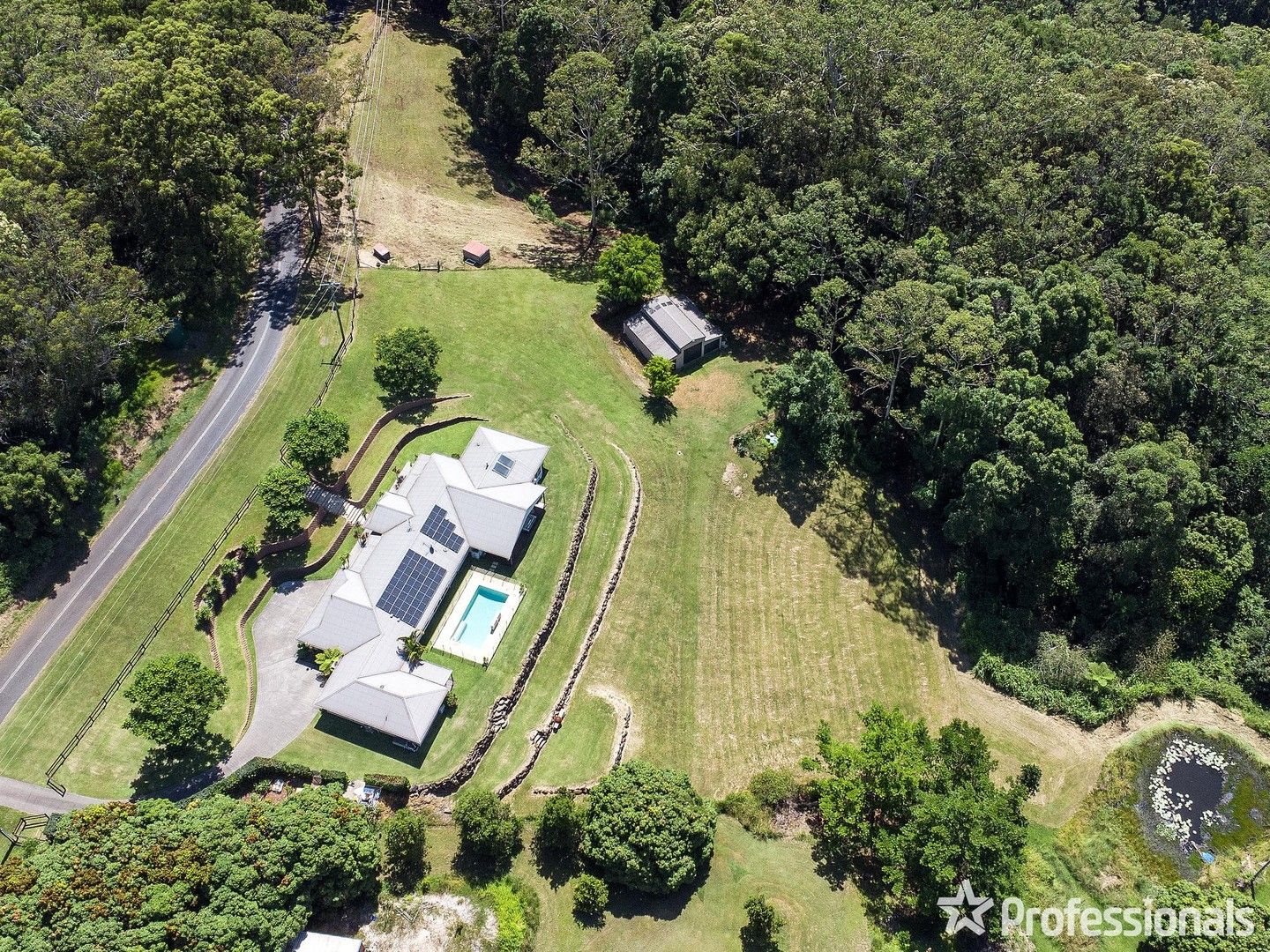 6 bedrooms House in 81 Bains Road CURRUMBIN VALLEY QLD, 4223