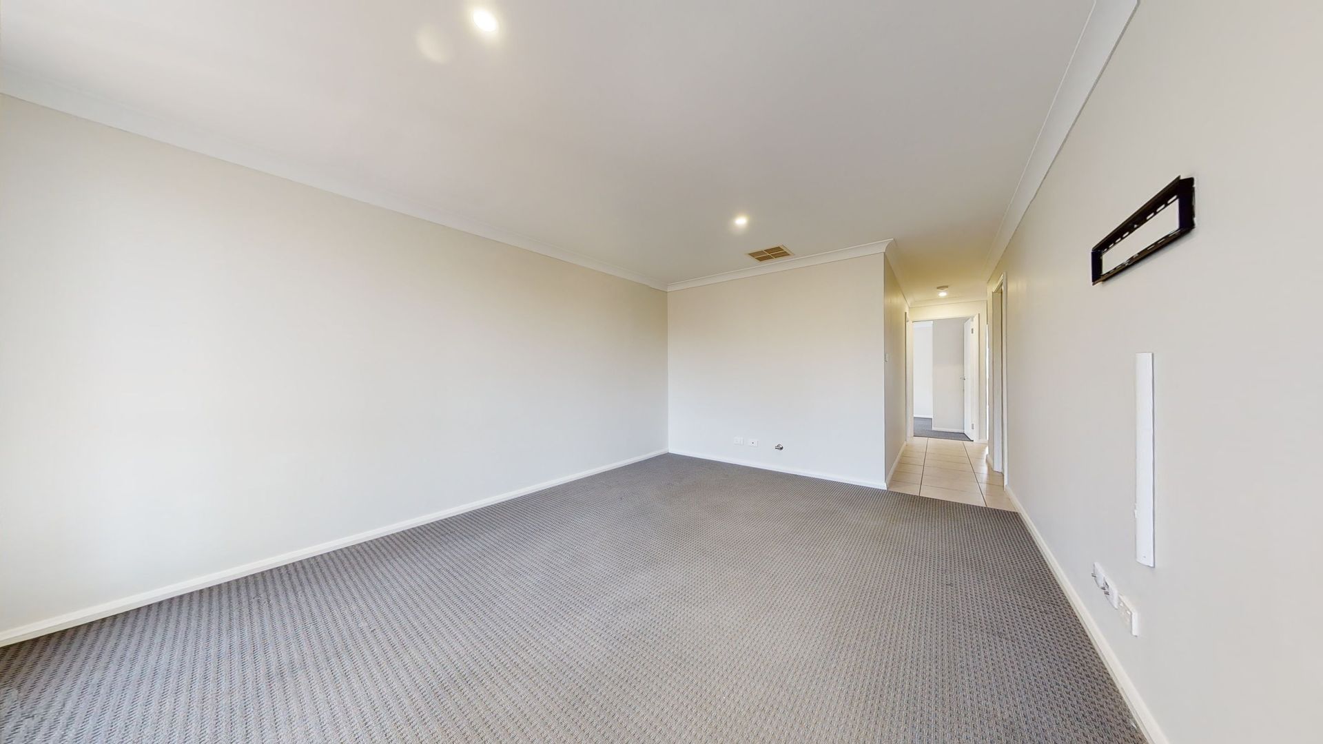 39B Champagne Drive, Dubbo NSW 2830 Duplex For Rent 500 Domain