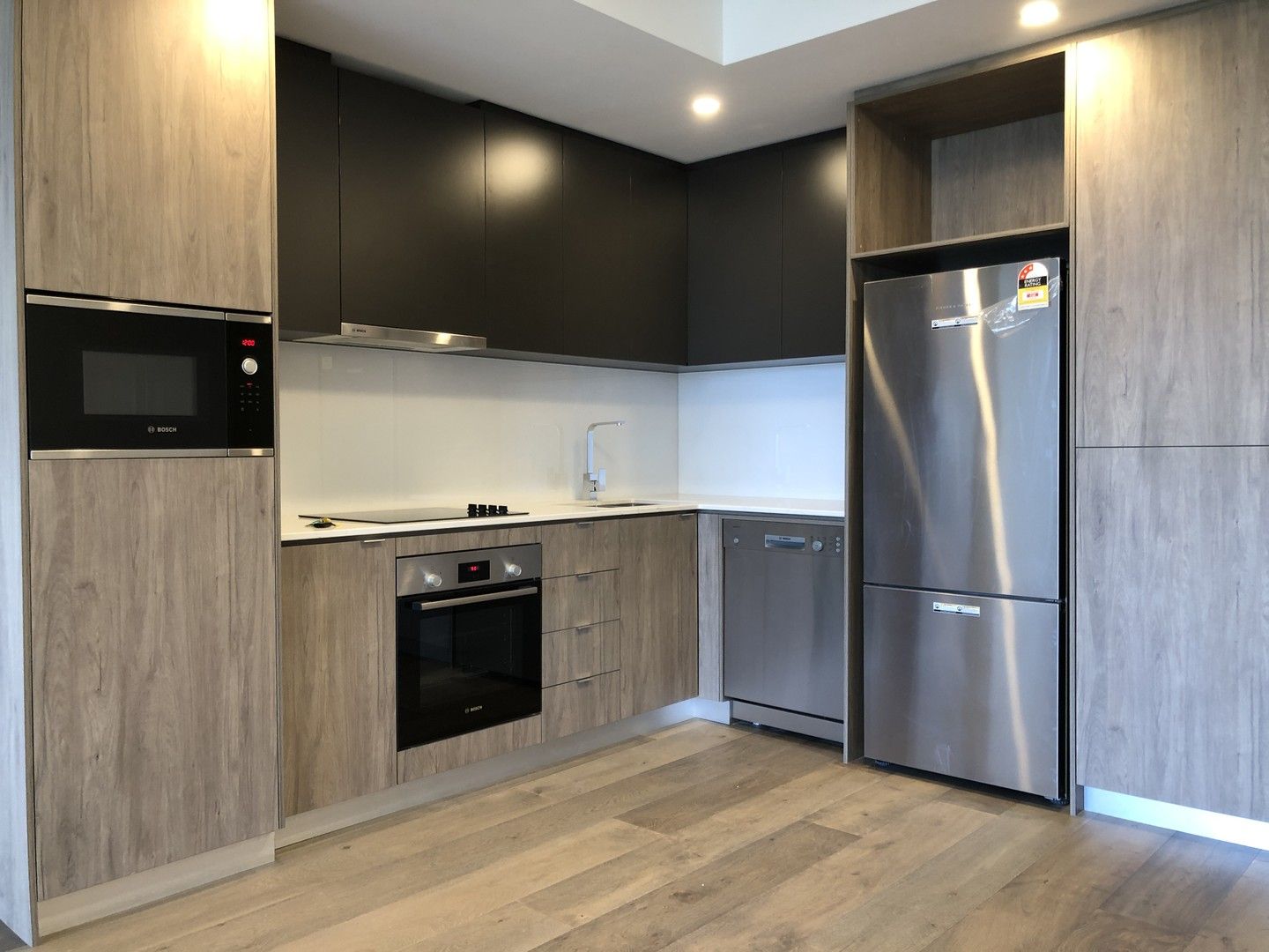 2 bedrooms Apartment / Unit / Flat in 805/17 Pattie Street CANNINGTON WA, 6107