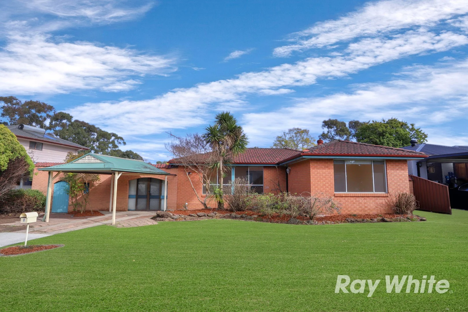 8 Tulloch Place, St Clair NSW 2759