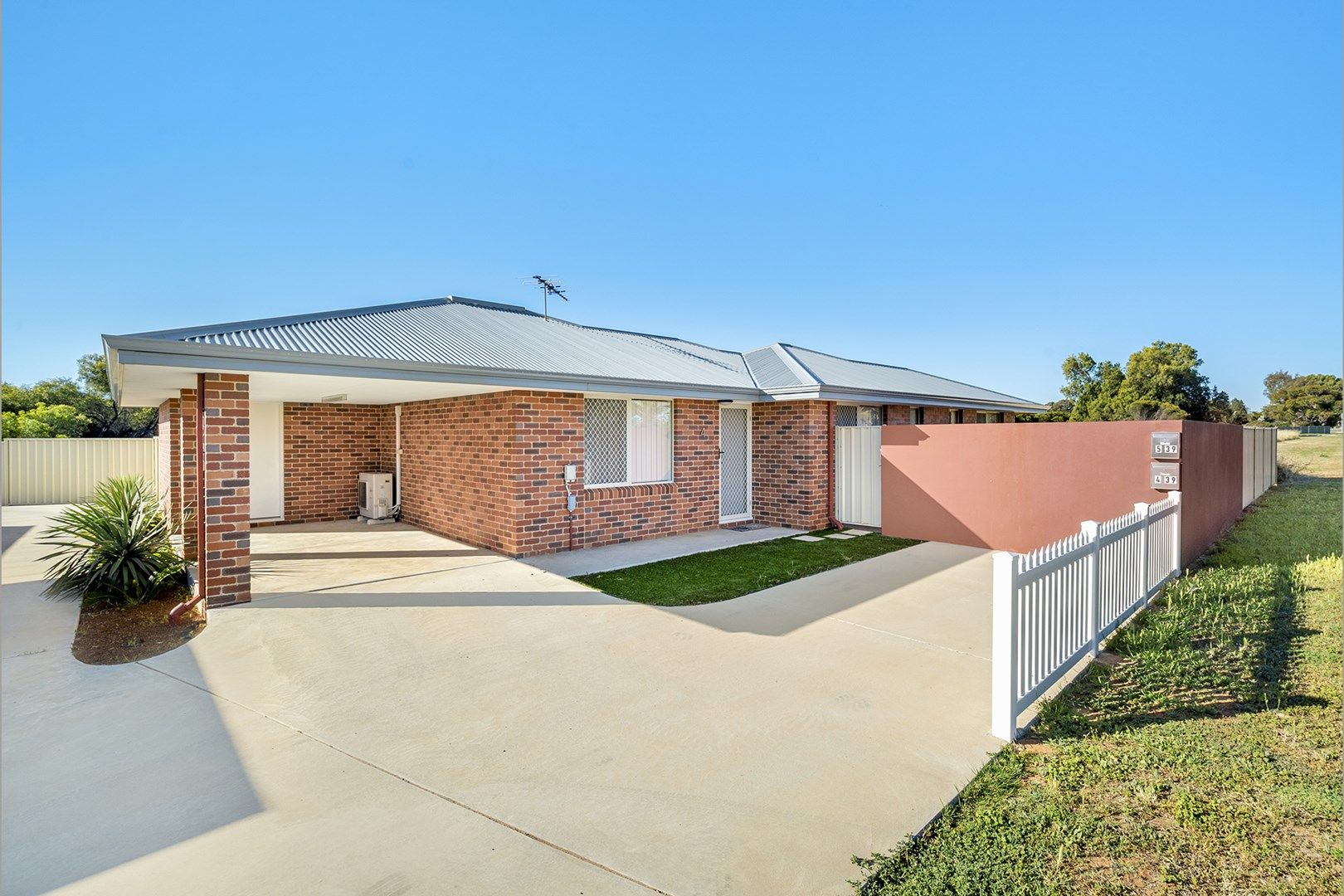 4/39 Utakarra Road, Utakarra WA 6530, Image 0