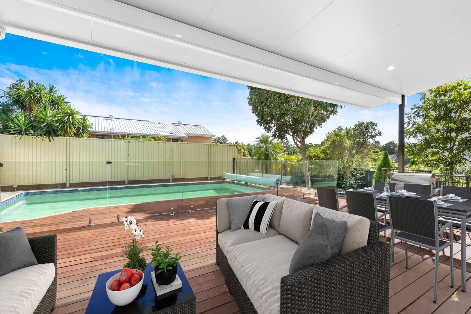 4 bedrooms House in 21 Crotty Street INDOOROOPILLY QLD, 4068
