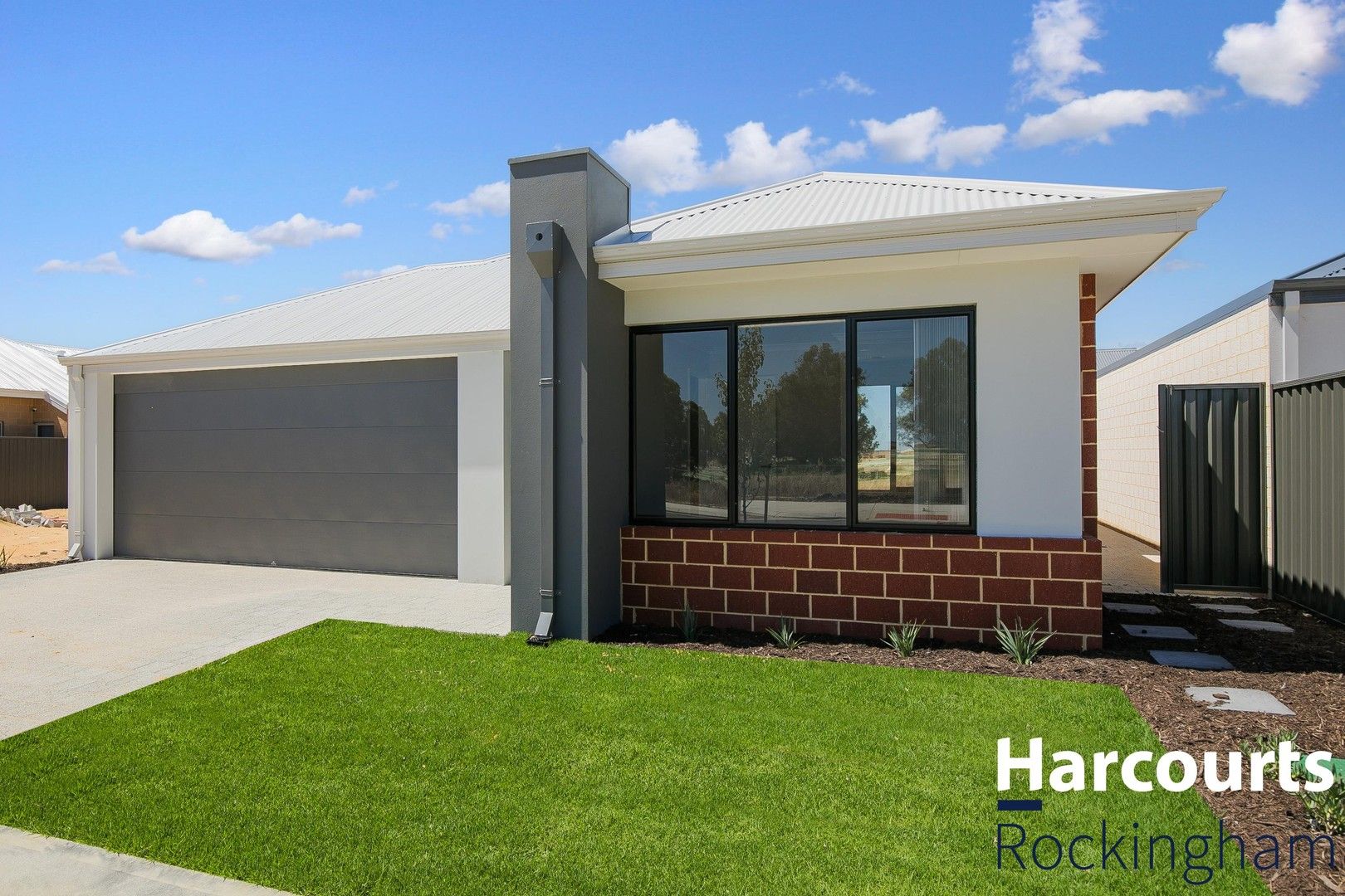 4 bedrooms House in 12 Rossby Boulevard BALDIVIS WA, 6171