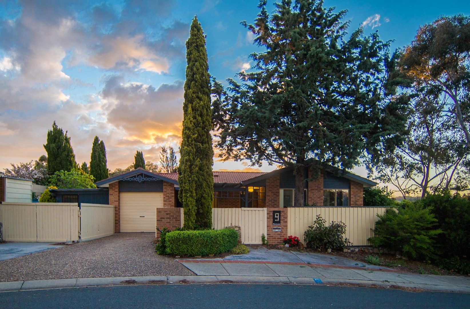 3 bedrooms House in 9 Murrung Crescent NGUNNAWAL ACT, 2913