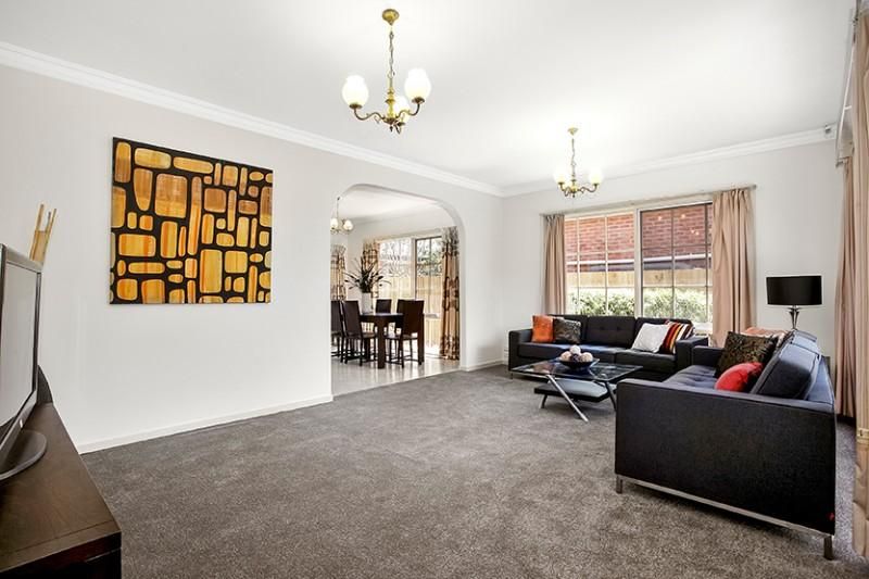 2/239 Booran Road, CAULFIELD SOUTH VIC 3162, Image 1