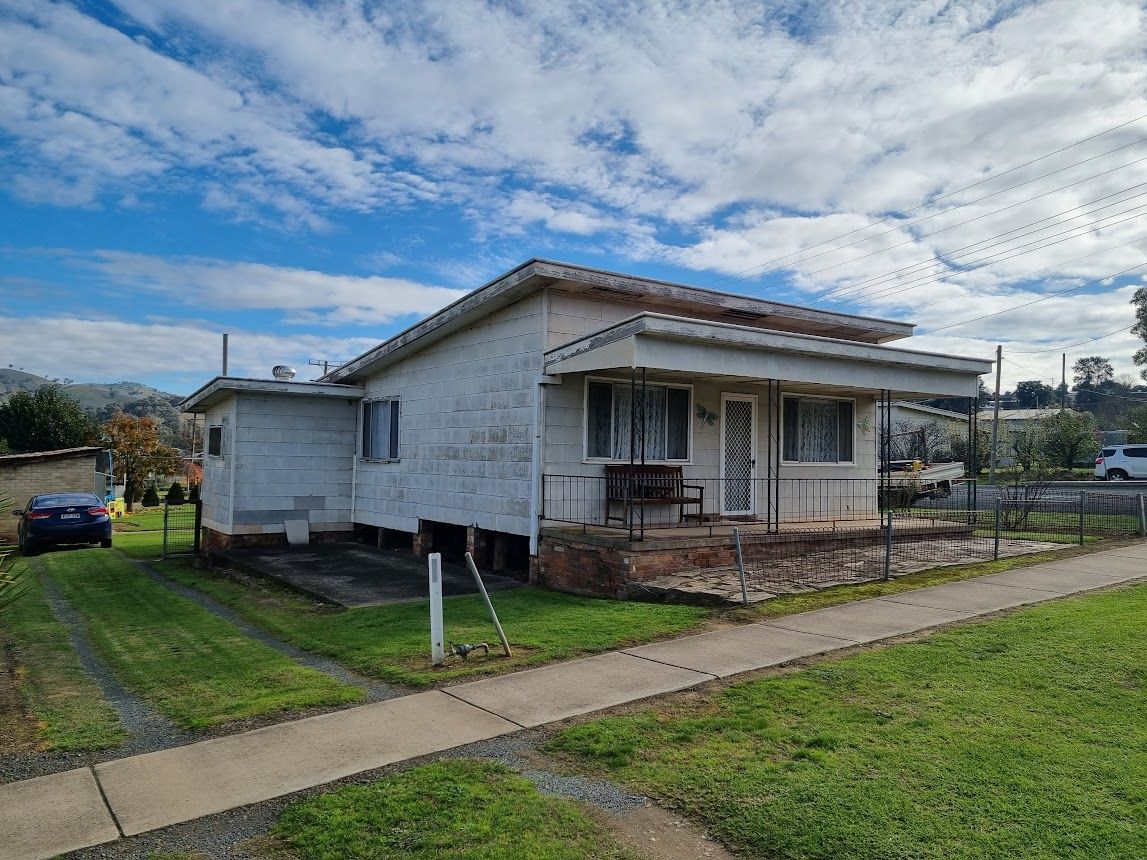 62 West Street, Gundagai NSW 2722, Image 1