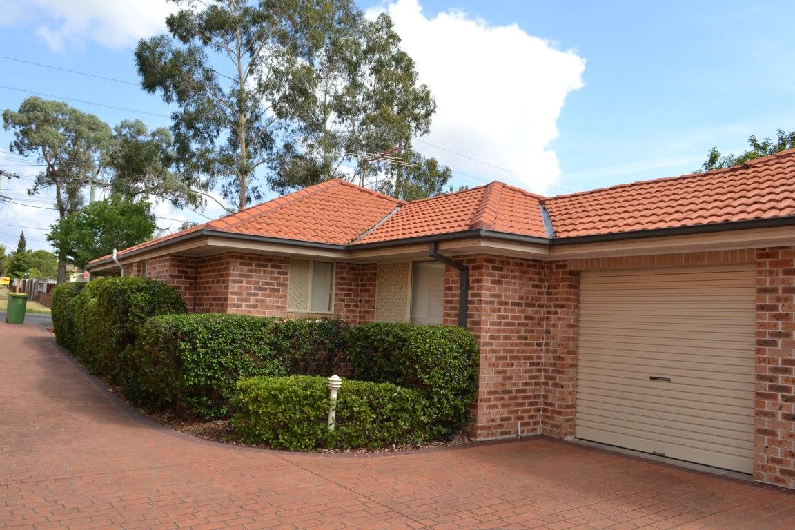 1/10 Marsden Road, COLYTON NSW 2760, Image 0