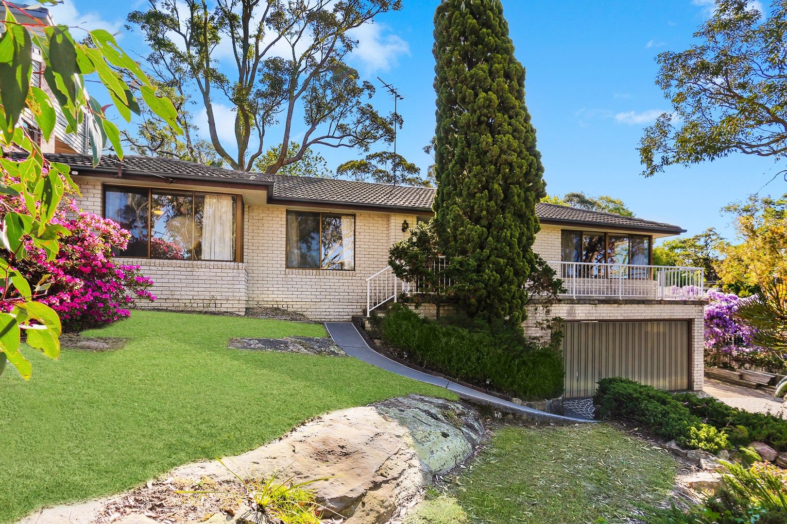 2 Robinson Close, Hornsby Heights NSW 2077, Image 0