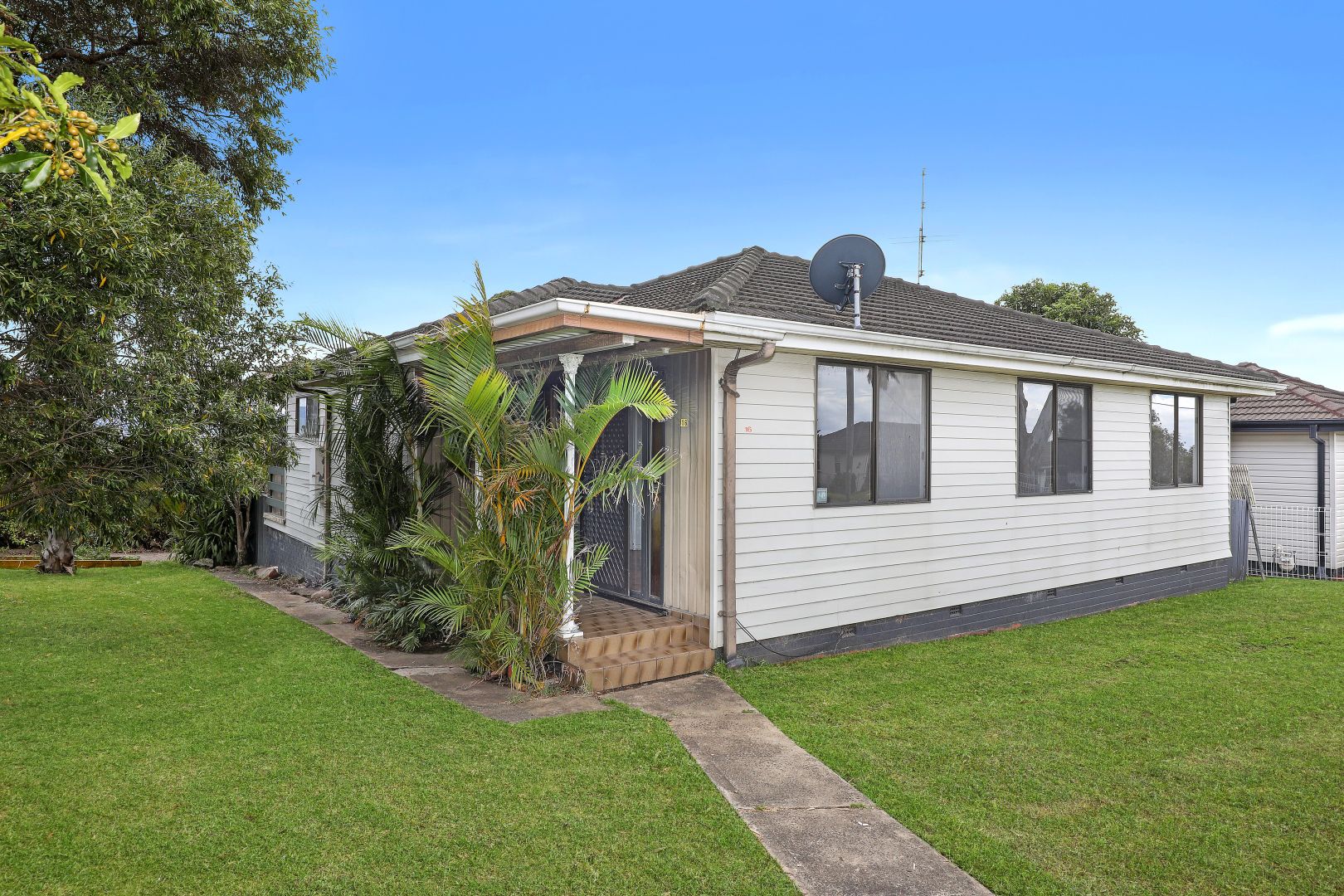 16 Mccool Street, Warilla | Property History & Address Research | Domain