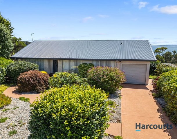 18 Highfield Crescent, West Ulverstone TAS 7315