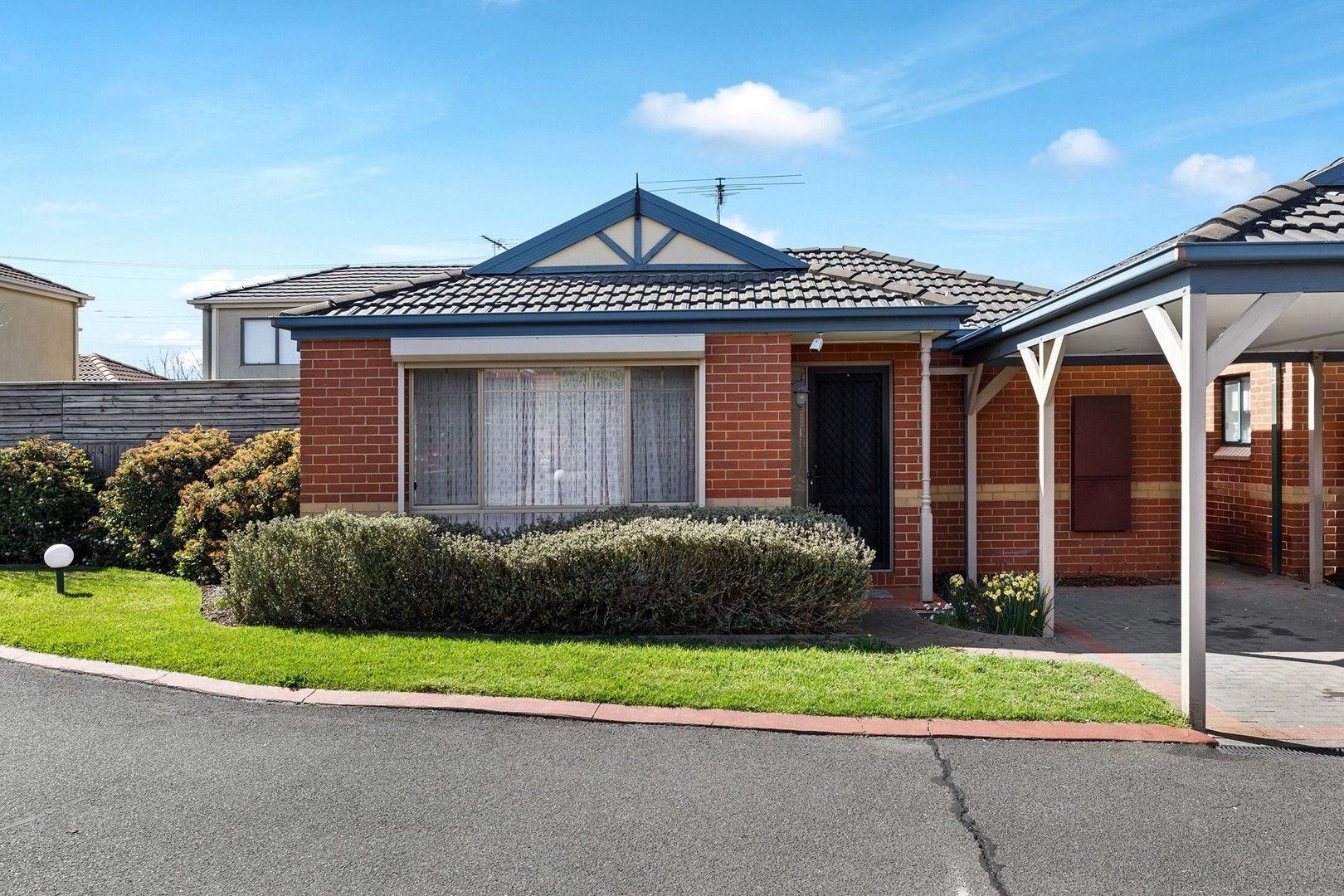 1/7 Regan Street, St Albans VIC 3021, Image 0