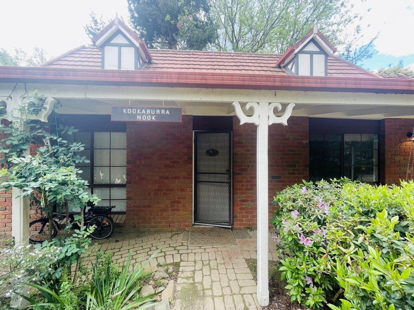 2 bedrooms Apartment / Unit / Flat in 2/1-5 Racecourse Road BRIGHT VIC, 3741