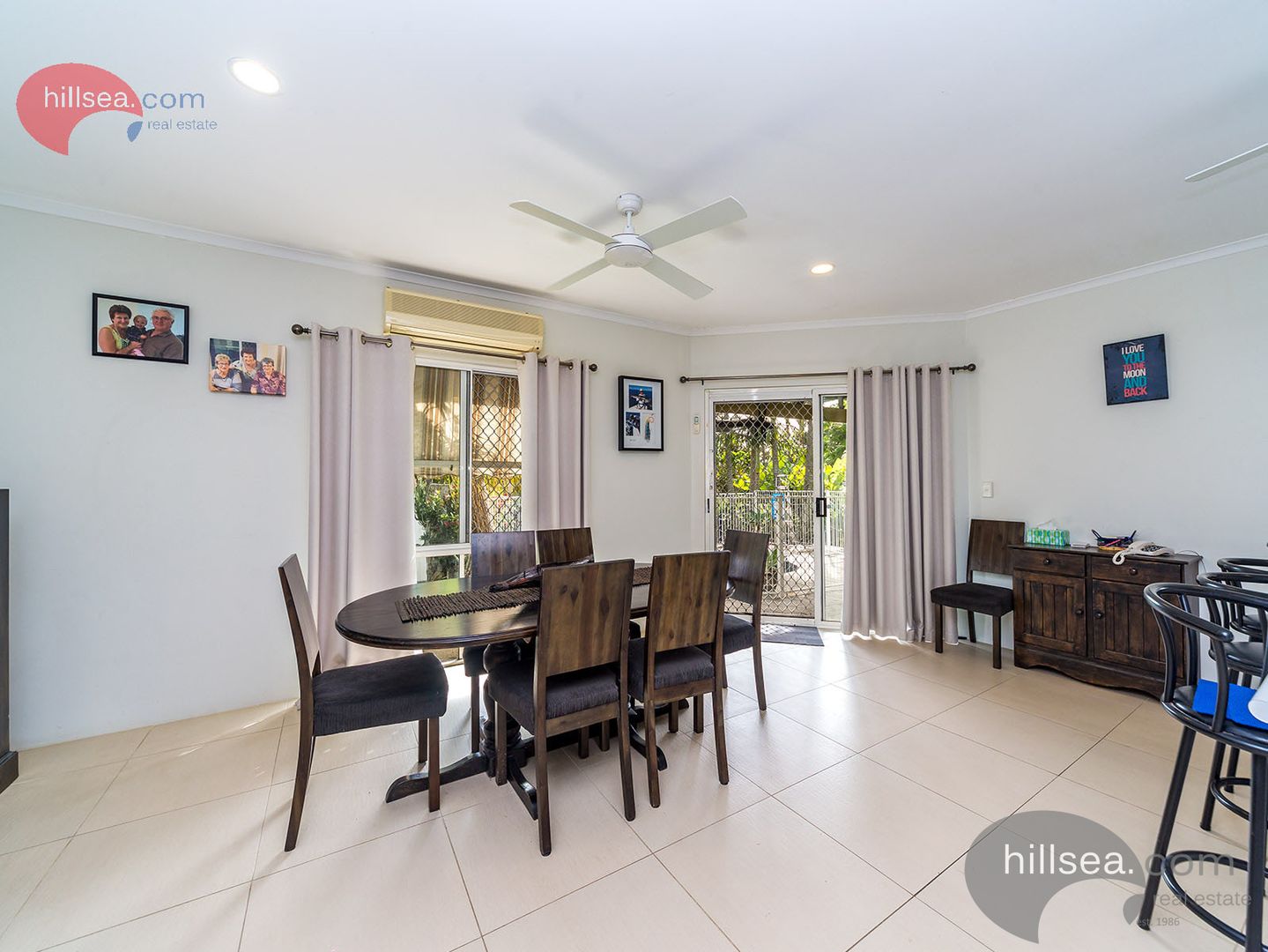 51 Inverness Way, Parkwood QLD 4214, Image 2