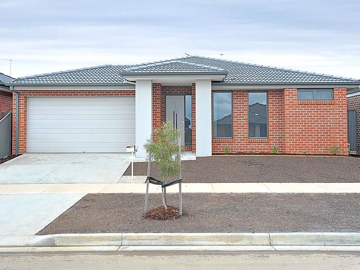 39 Daly Drive, Lucas VIC 3350, Image 0