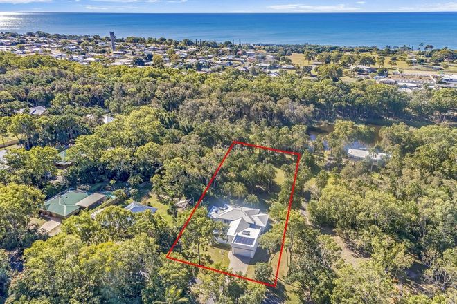 Picture of 17 Woodlands Lane, MOORE PARK BEACH QLD 4670