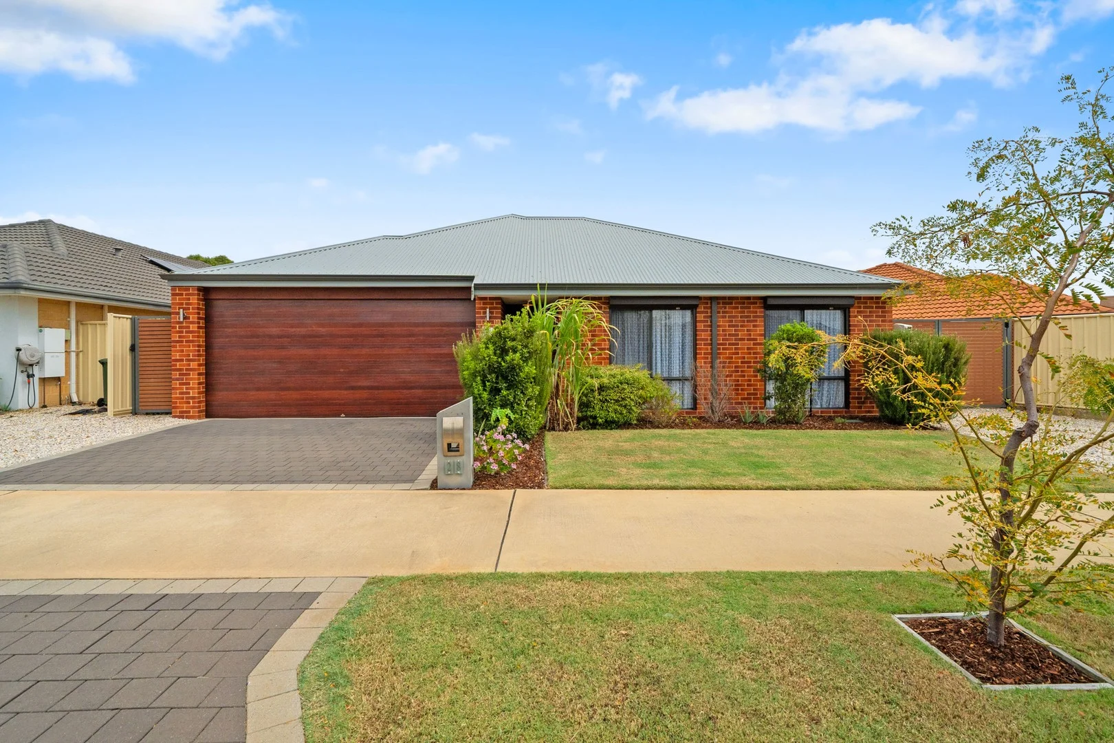 28 Ashwood Parkway, Lakelands WA 6180