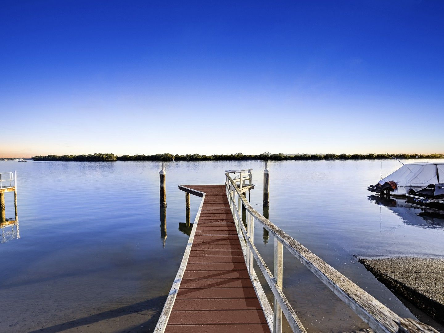 18 The Esplanade, Jacobs Well QLD 4208 Domain