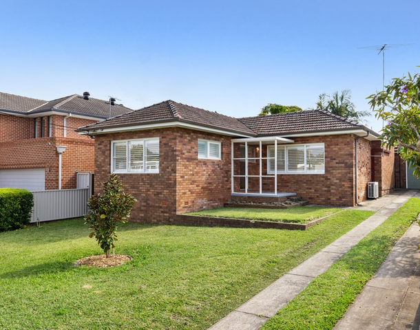 11 Hill Street, Woolooware NSW 2230