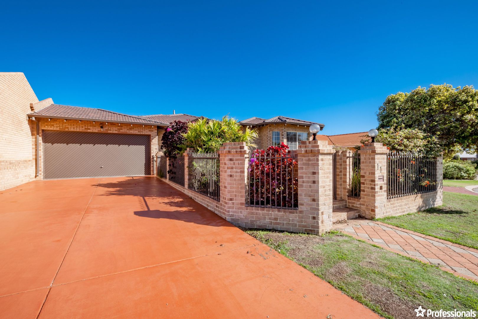 11 Harris Court, Mount Tarcoola WA 6530, Image 2