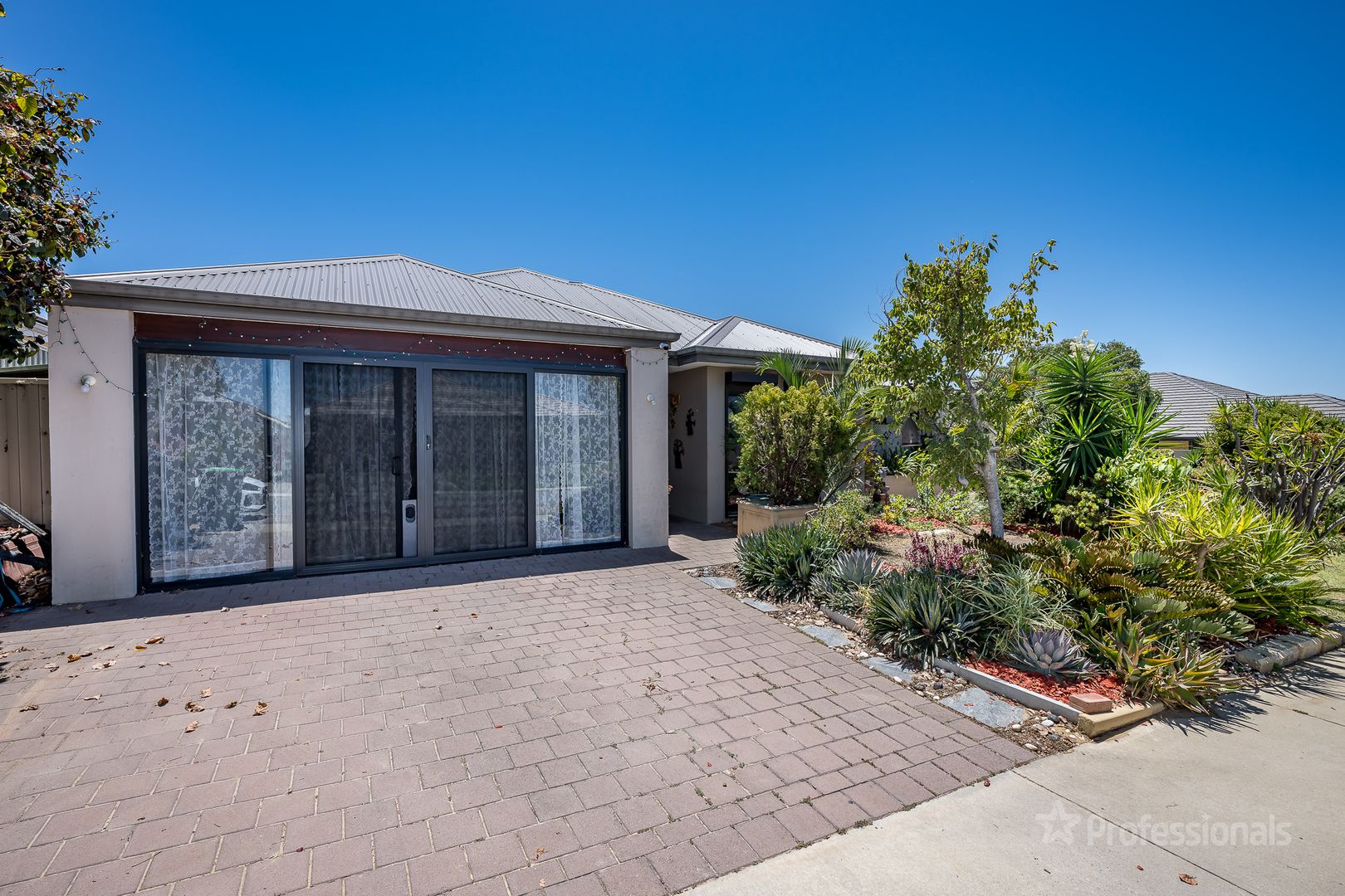 25 Longnor Parkway, Alkimos WA 6038, Image 1