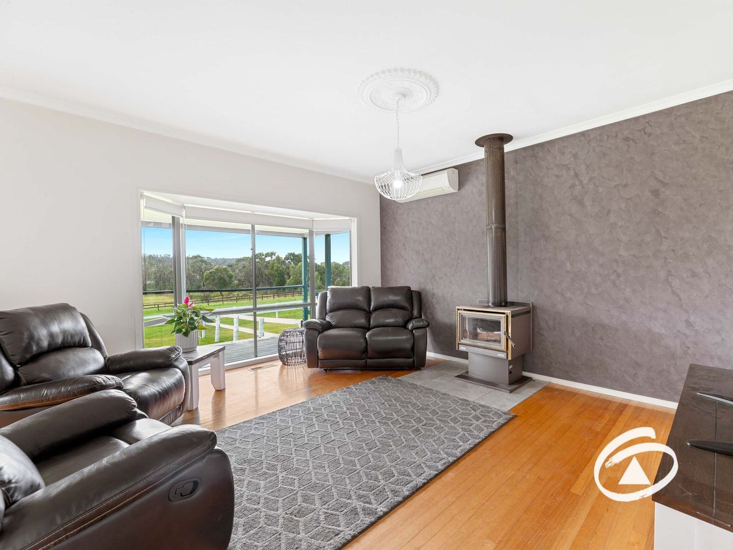 125 Old Sale Road, Garfield North VIC 3814, Image 2