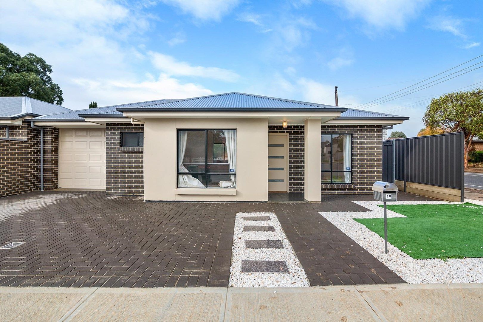 19 Renown Avenue, Clovelly Park SA 5042, Image 0