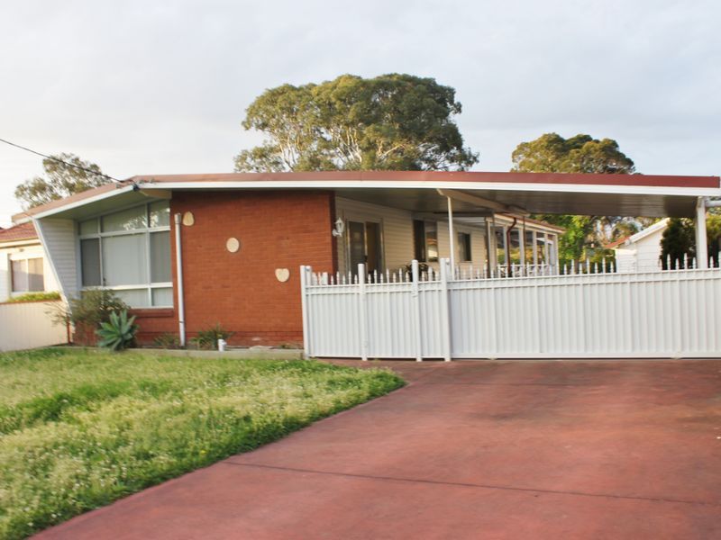 3 RIVERSIDE DRIVE, LANSVALE NSW 2166, Image 0