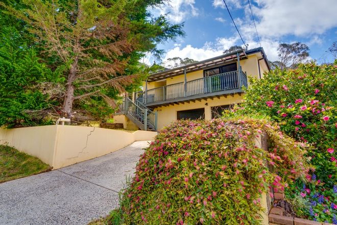 Picture of 11 Farnells Road, KATOOMBA NSW 2780