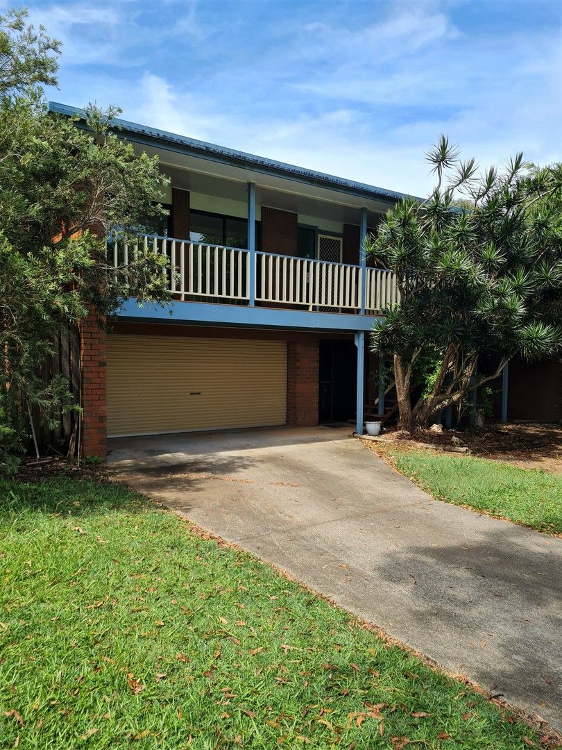 3 bedrooms House in 28 WOOMERA STREET RUSSELL ISLAND QLD, 4184