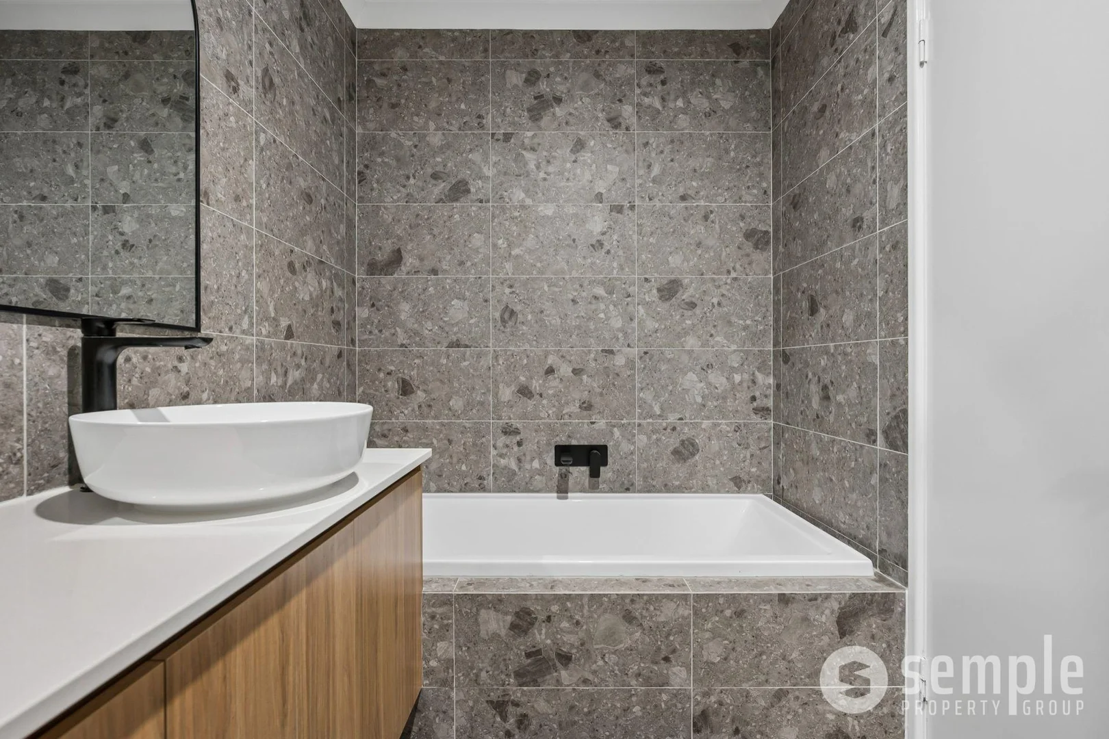 Additional image 26 of 72 Irvine Parade, Hammond Park WA 6164