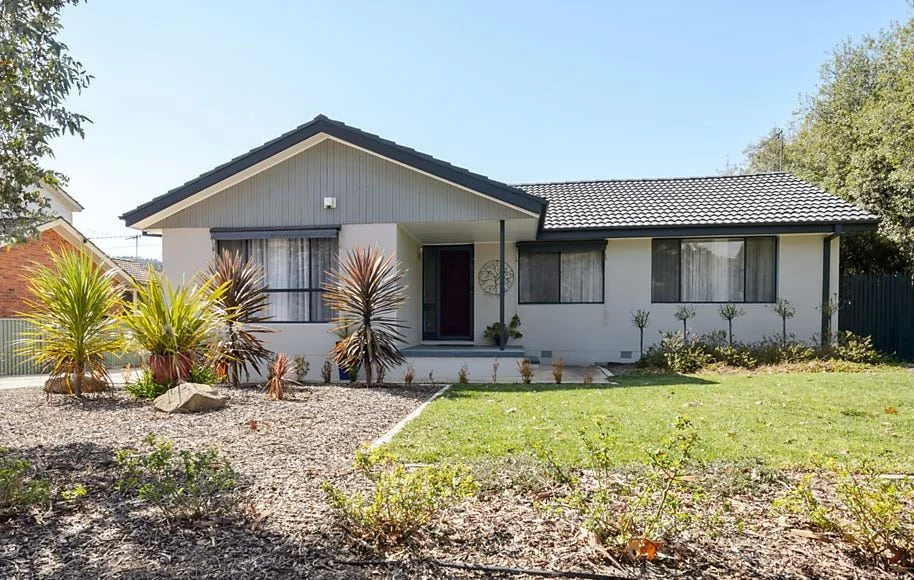 16 East Place, Kambah ACT 2902