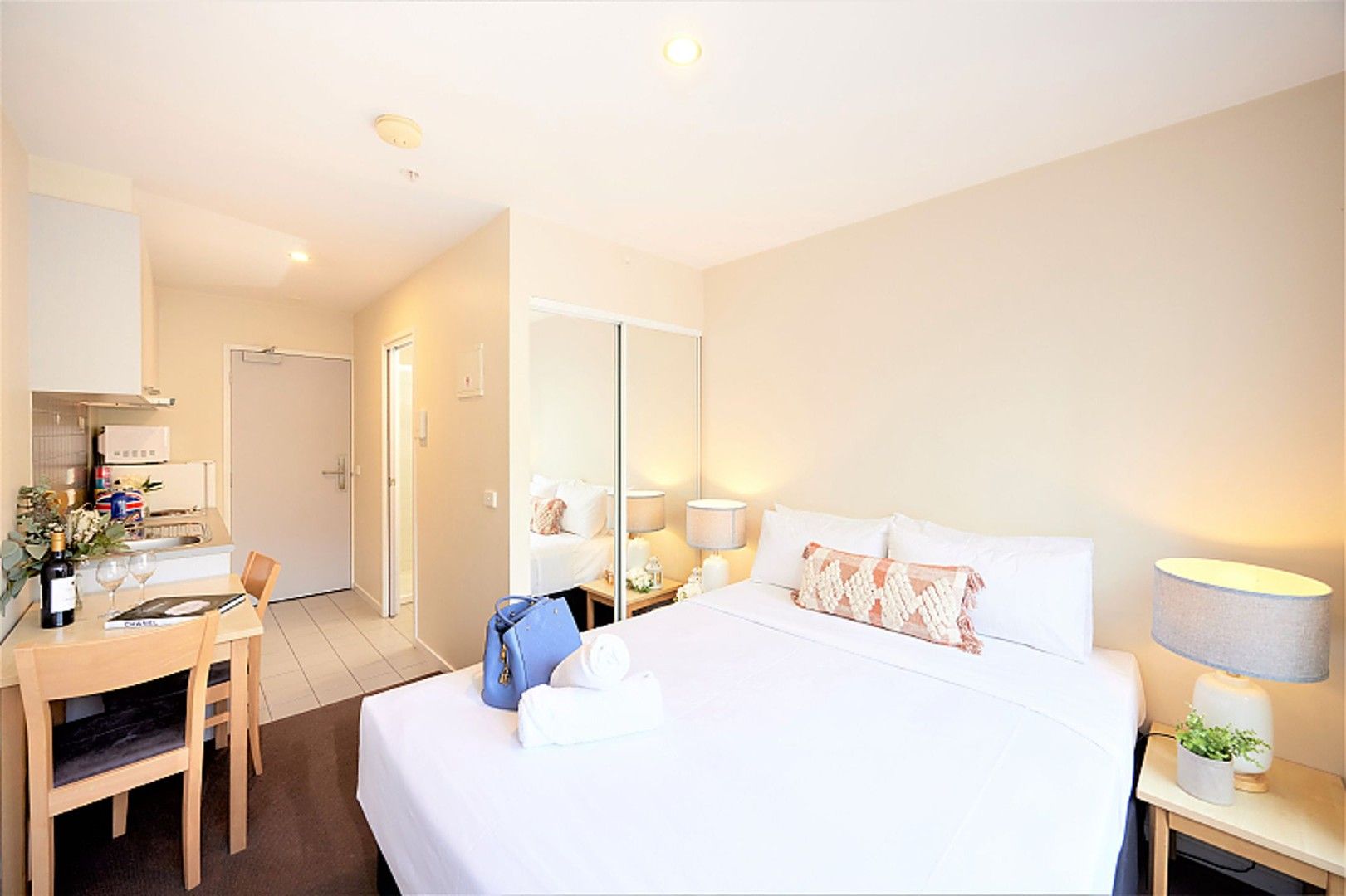 1 bedrooms Apartment / Unit / Flat in 100/487-489 Swanston CARLTON VIC, 3053