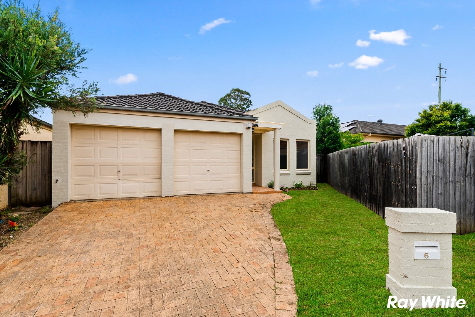 4 bedrooms House in 6 Rafferty Way QUAKERS HILL NSW, 2763
