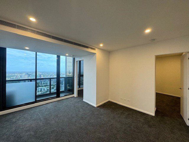 2 bedrooms Apartment / Unit / Flat in 4704/81 City Road SOUTHBANK VIC, 3006