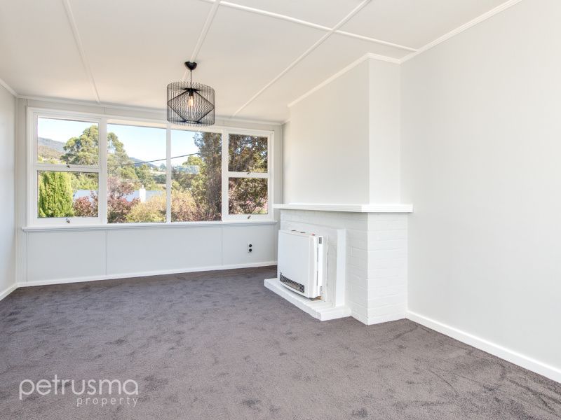 11 Maroubra Circle, Chigwell TAS 7011, Image 2