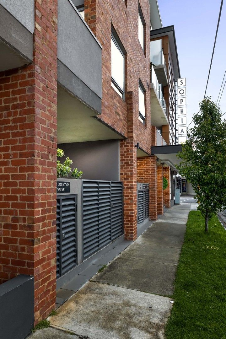 2 bedrooms Apartment / Unit / Flat in 305/550 High Street NORTHCOTE VIC, 3070