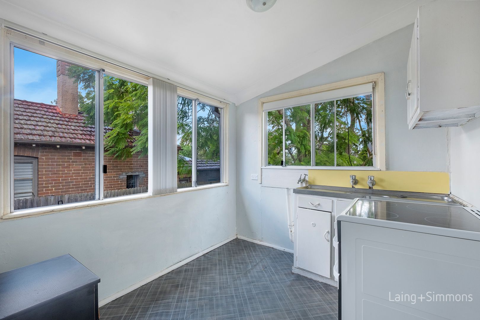 2/21 Hillcrest Road, Pennant Hills NSW 2120 Apartment For Rent Domain