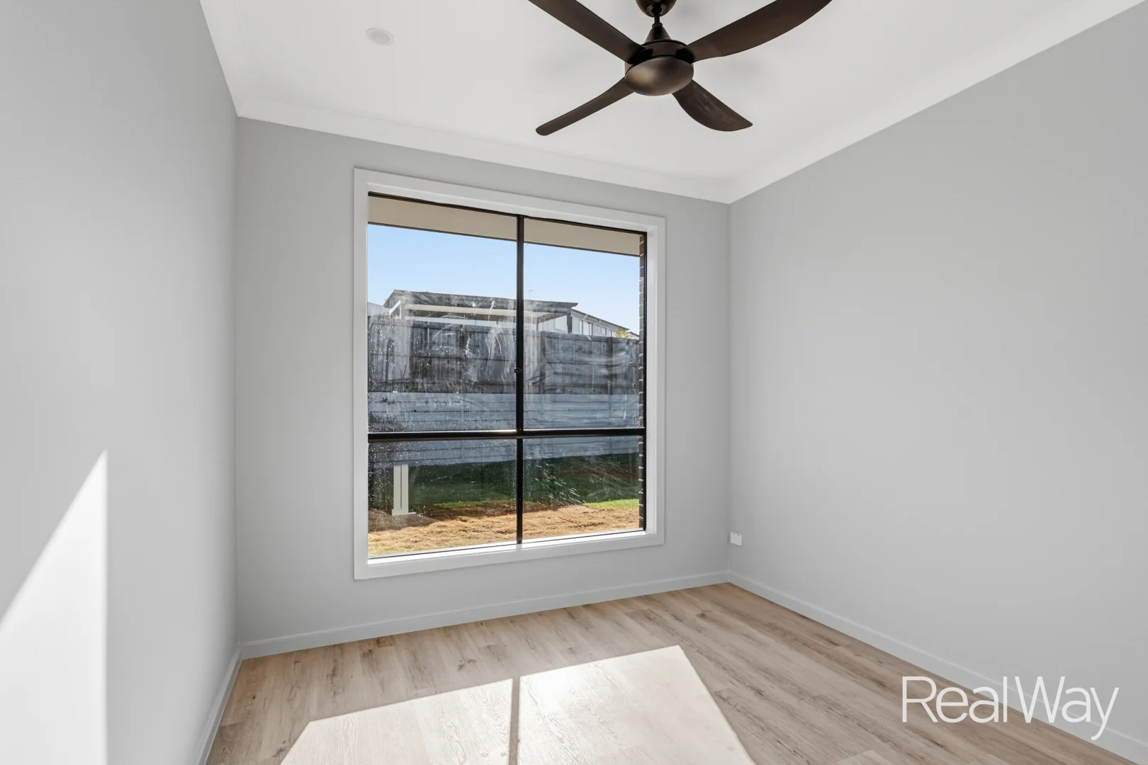 Additional image 10 of 31 Himalayan Crescent, Spring Mountain QLD 4300