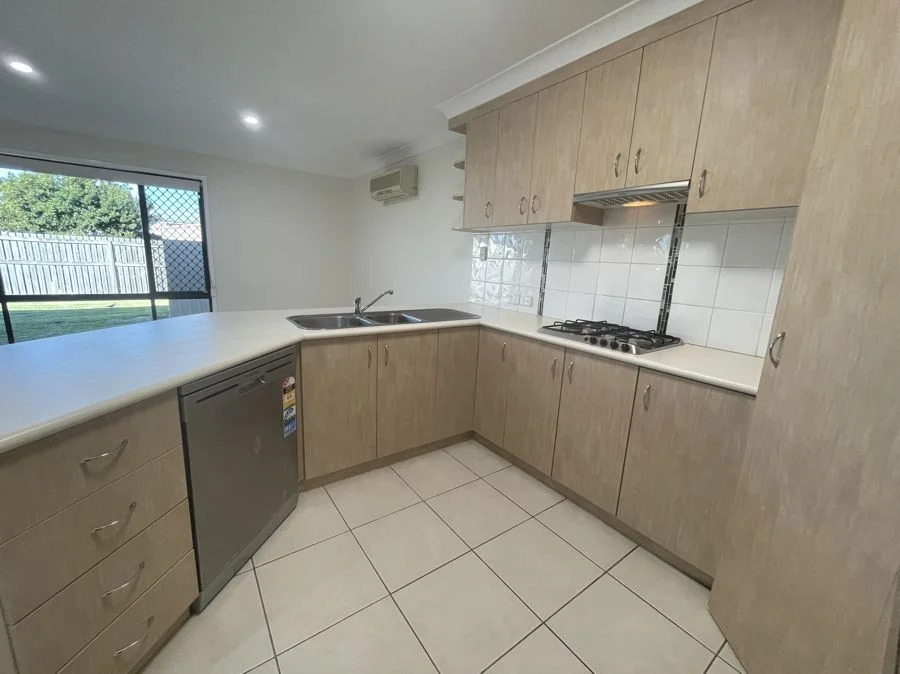 Additional image 5 of 17 Victor Avenue, Glenella QLD 4740