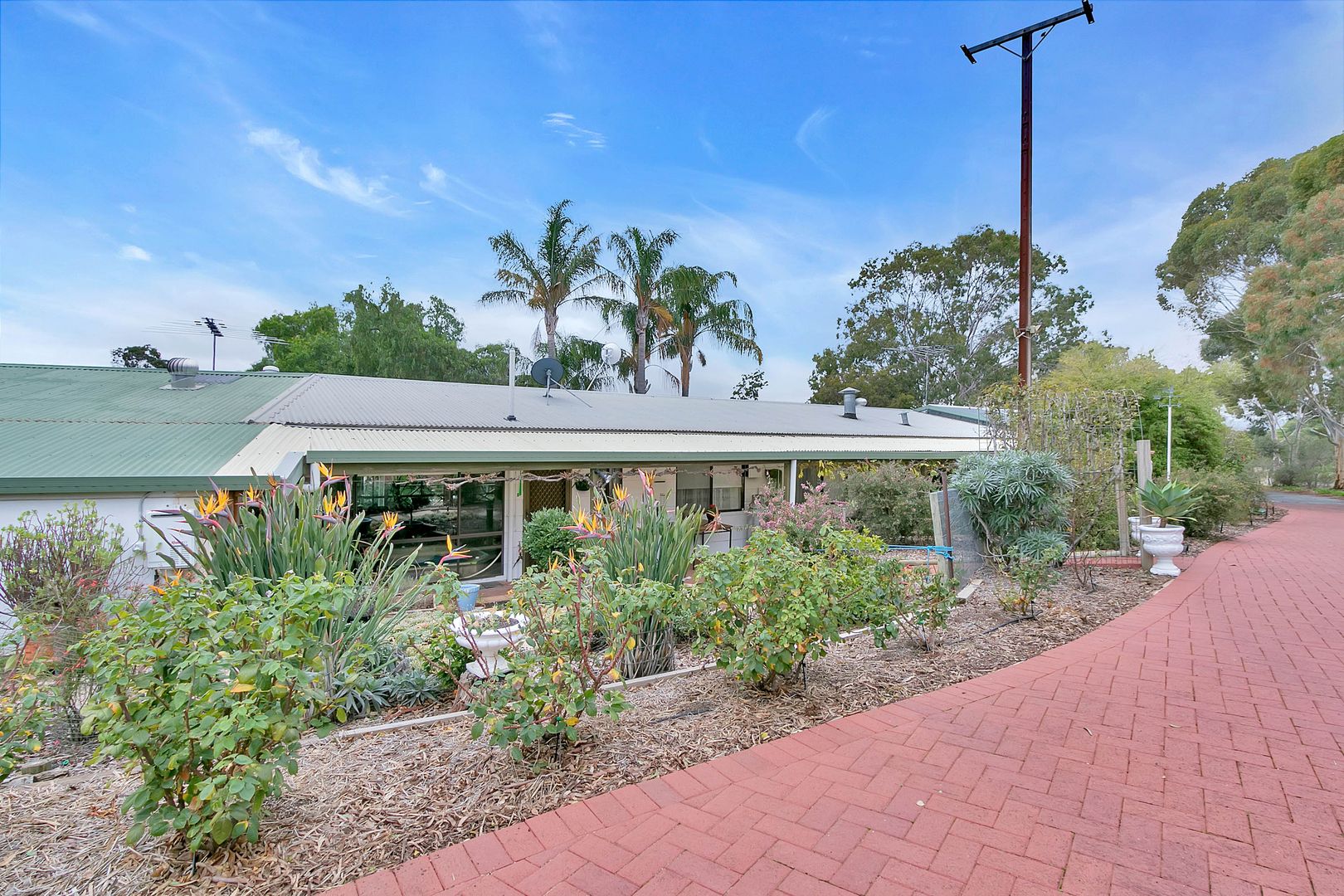 5 bedrooms House in 11A Warner Court SANDY CREEK SA, 5350