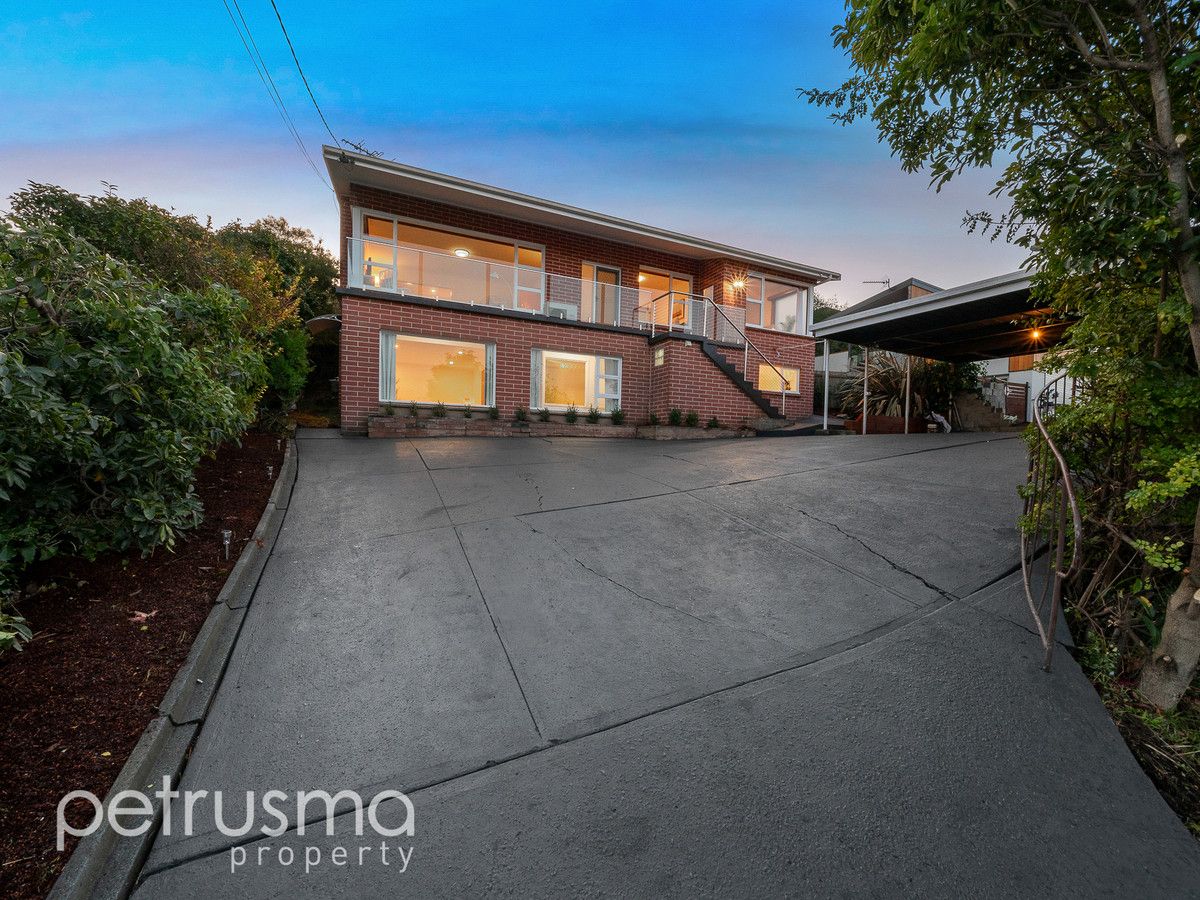 10 Oliver Avenue, Lindisfarne TAS 7015, Image 0