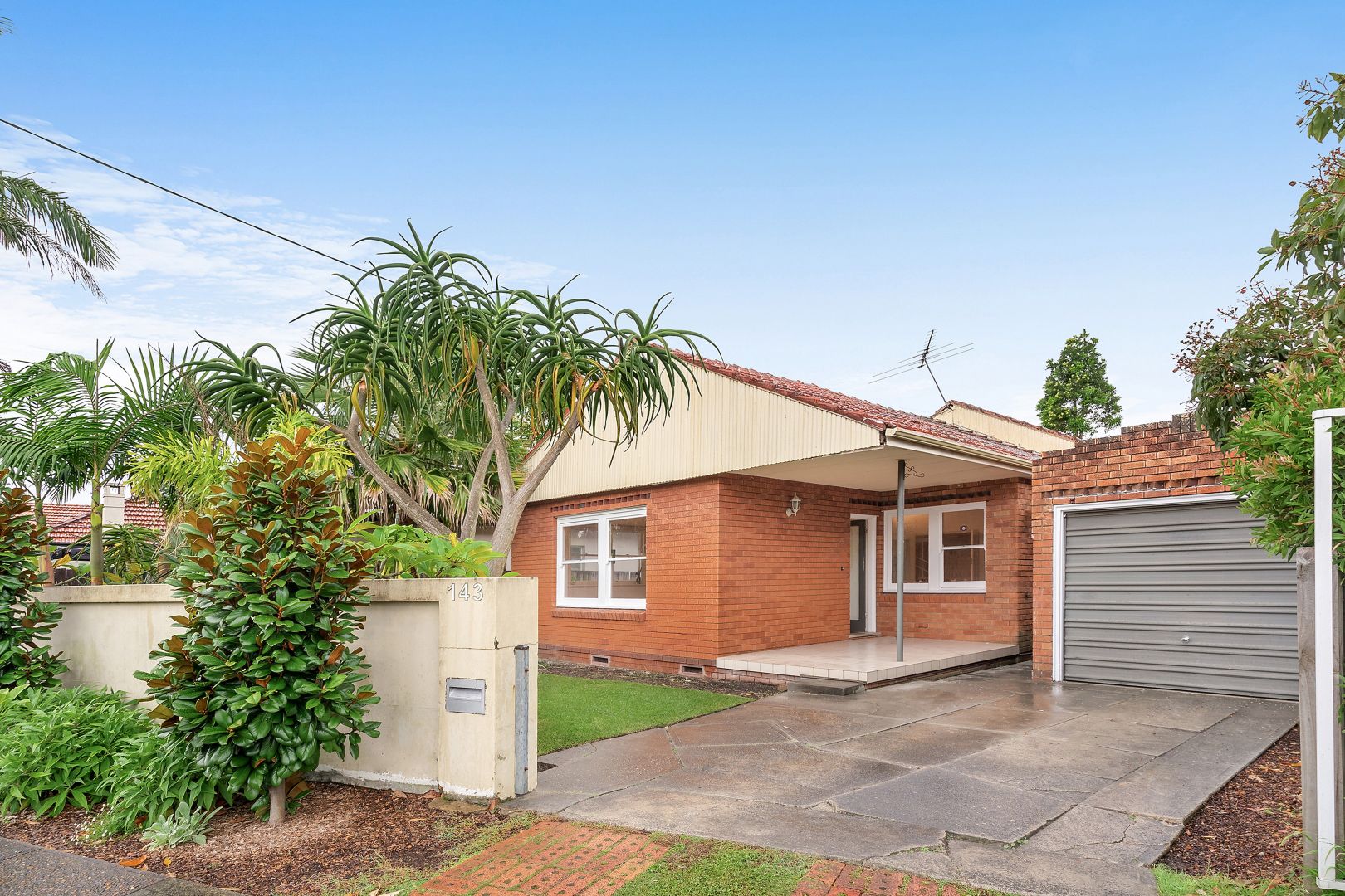 143 Harbord Road, Freshwater Property History & Address Research Domain